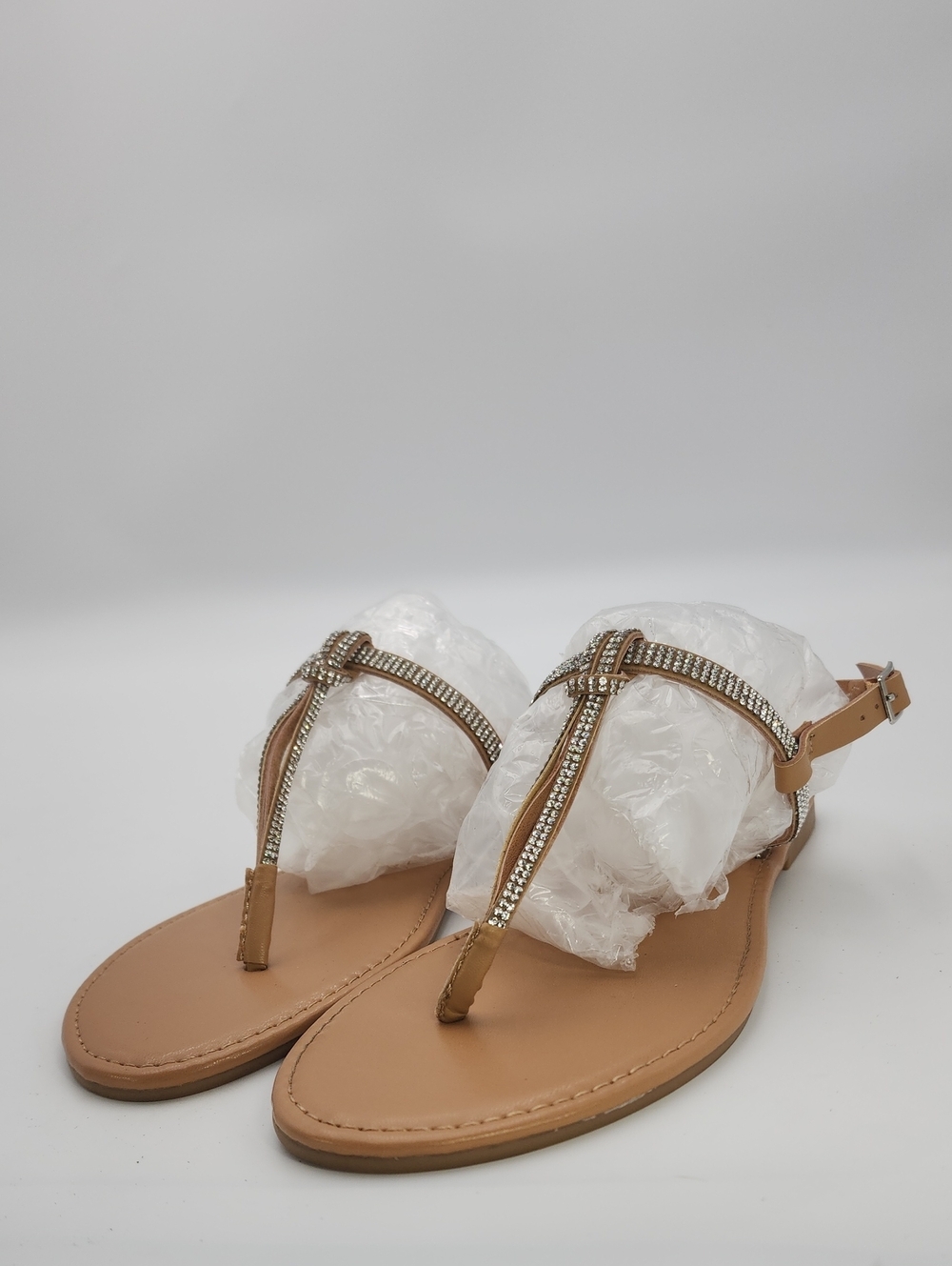 Madden girl Tan Embellished Knott T- strap sandals Size 8.5 NWOT